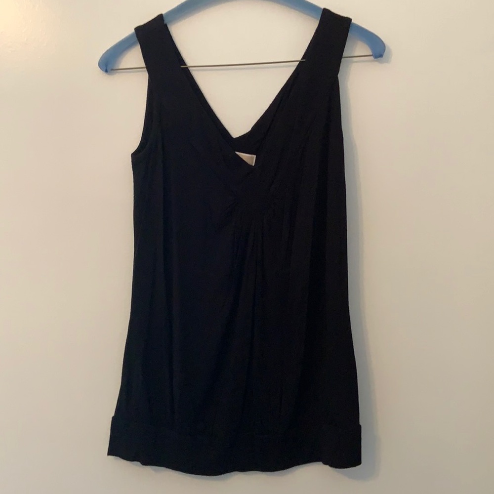 Michael Kors V-Neck Sleeveless Blouse